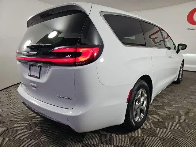 2024 Chrysler Pacifica Limited