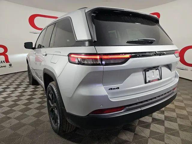 2026 Jeep Grand Cherokee Altitude 4x4