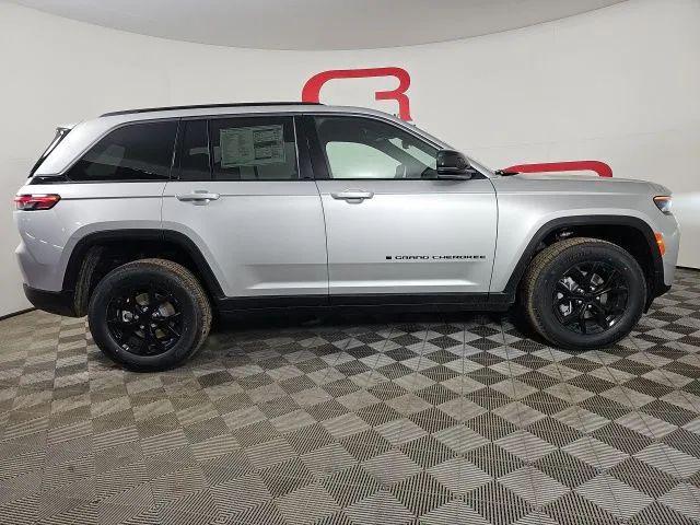 2026 Jeep Grand Cherokee Altitude 4x4