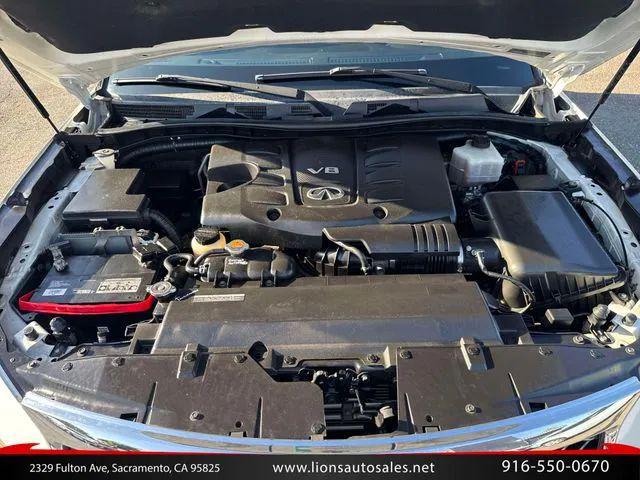 2015 INFINITI QX80 Base