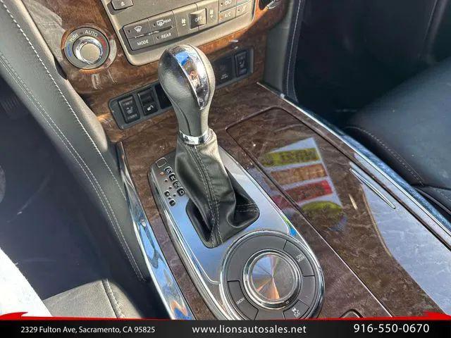 2015 INFINITI QX80 Base
