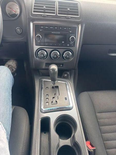 2013 Dodge Challenger SXT