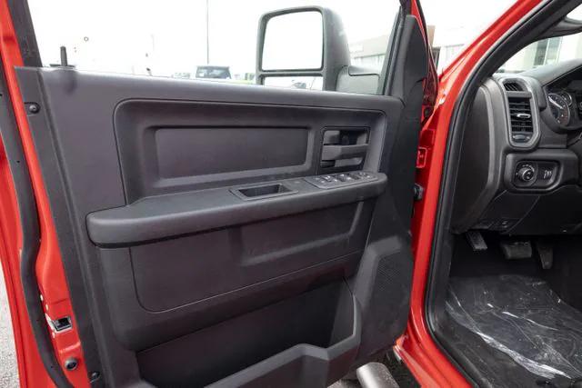 2026 Ram 3500 Tradesman Crew Cab 4x4 8' Box