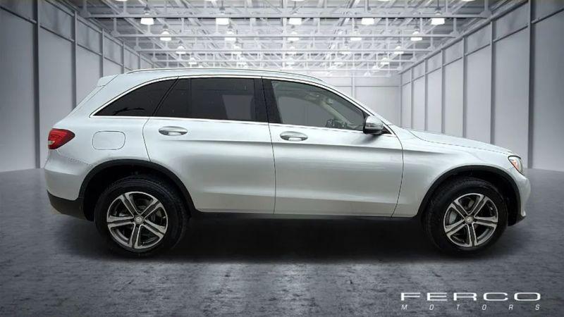 2016 Mercedes-Benz GLC 300