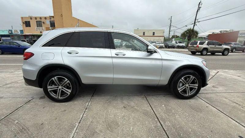 2016 Mercedes-Benz GLC 300