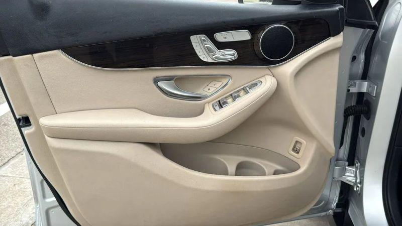 2016 Mercedes-Benz GLC 300