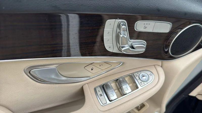 2016 Mercedes-Benz GLC 300