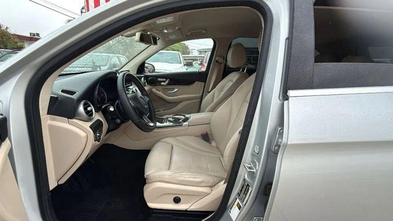 2016 Mercedes-Benz GLC 300