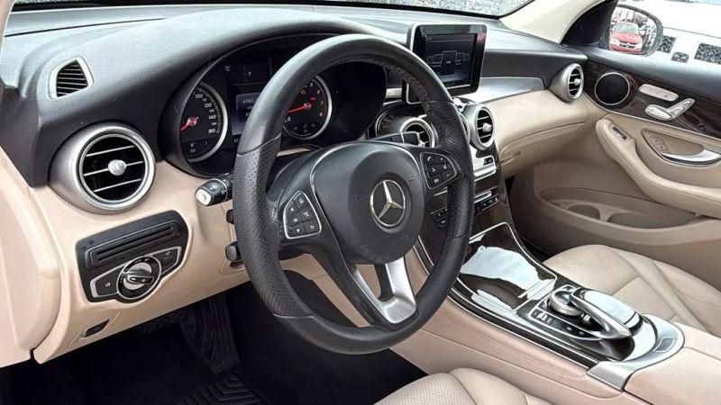 2016 Mercedes-Benz GLC 300