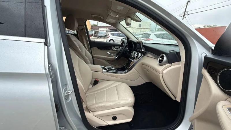 2016 Mercedes-Benz GLC 300