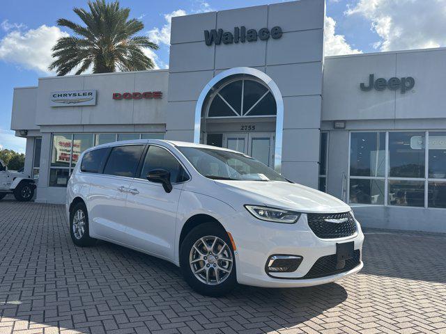 2026 Chrysler Pacifica Select for sale in Stuart, FL