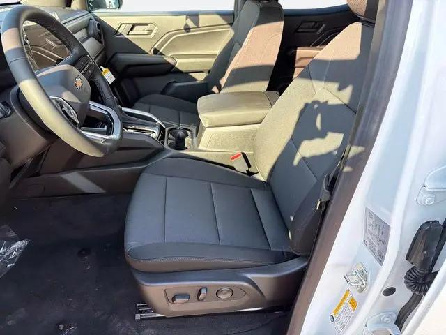 2026 Chevrolet Colorado WT, 4WD