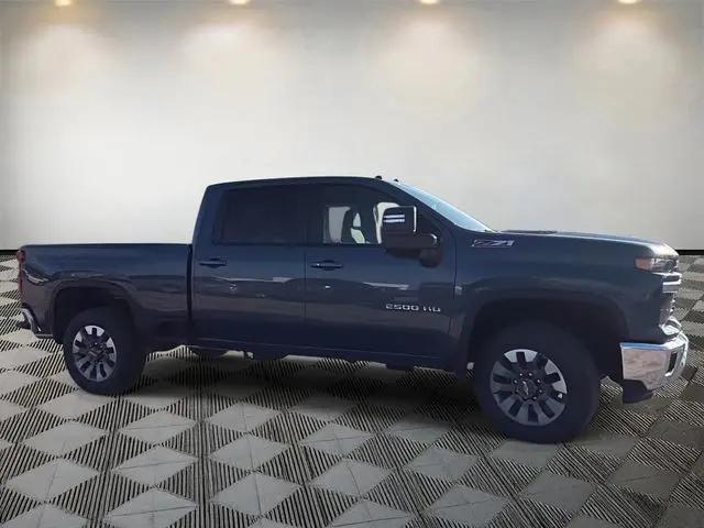 2026 Chevrolet Silverado 2500HD Crew Cab, Standard Bed, LT, 4WD