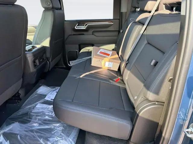 2026 Chevrolet Silverado 2500HD Crew Cab, Standard Bed, LT, 4WD