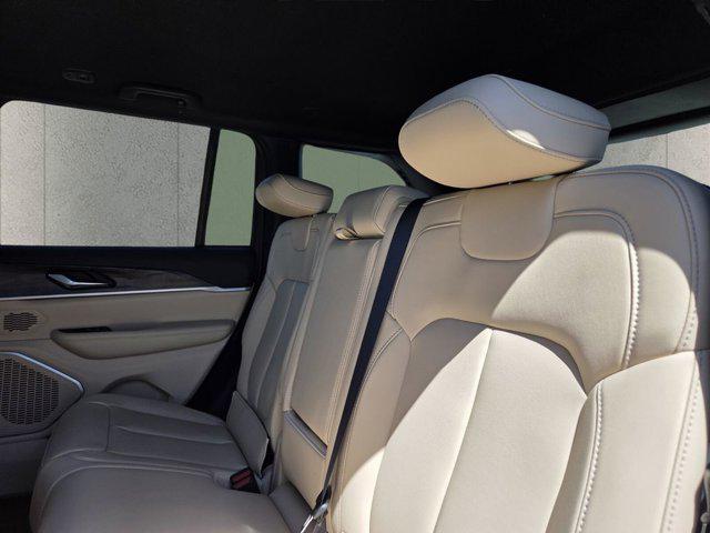2026 Jeep Grand Cherokee Limited 4x2