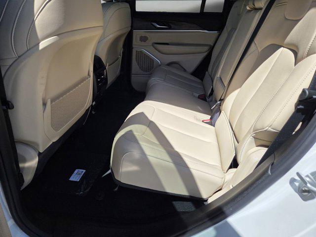 2026 Jeep Grand Cherokee Limited 4x2