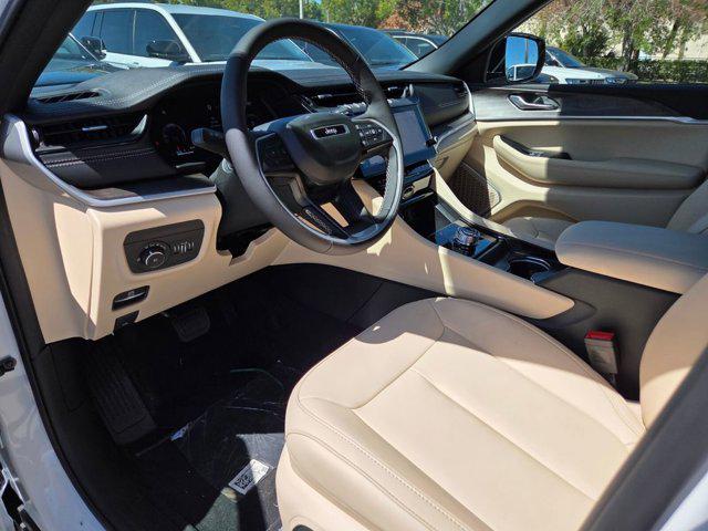 2026 Jeep Grand Cherokee Limited 4x2