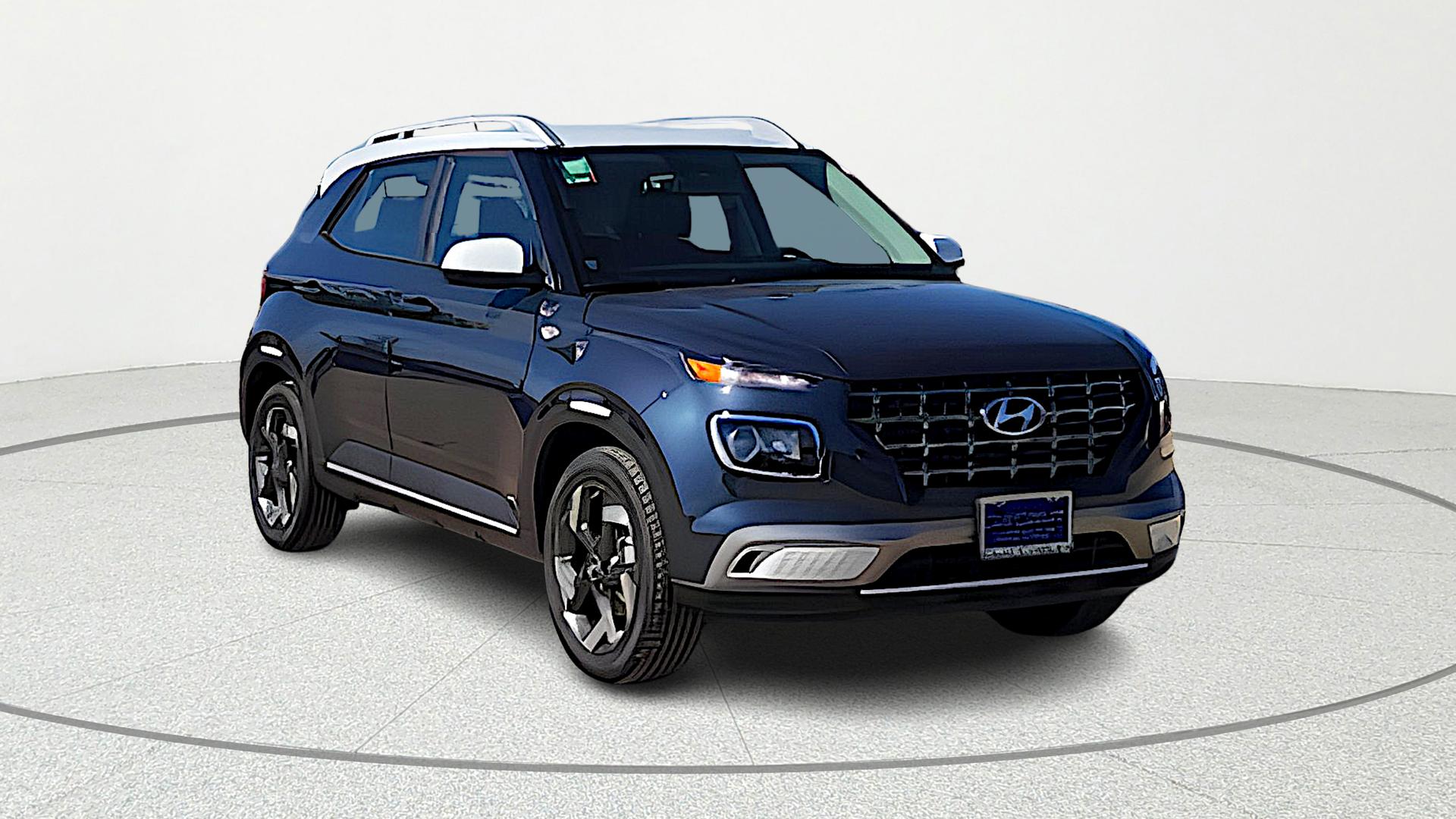 2026 Hyundai Venue SEL w/Two-Tone Roof