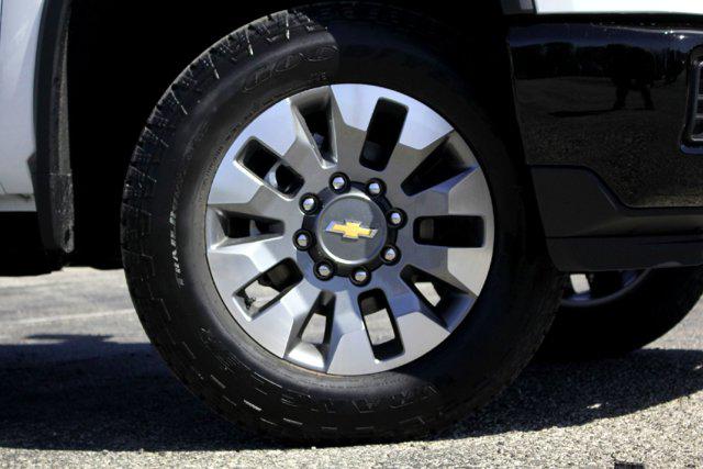 2026 Chevrolet Silverado 2500HD Crew Cab, Long Bed, Custom, 4WD