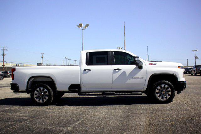 2026 Chevrolet Silverado 2500HD Crew Cab, Long Bed, Custom, 4WD