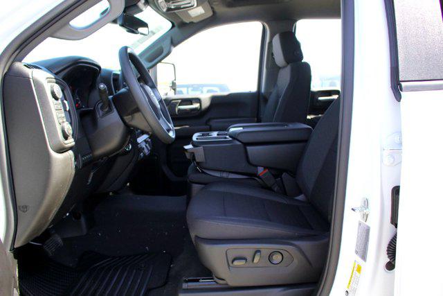 2026 Chevrolet Silverado 2500HD Crew Cab, Long Bed, Custom, 4WD