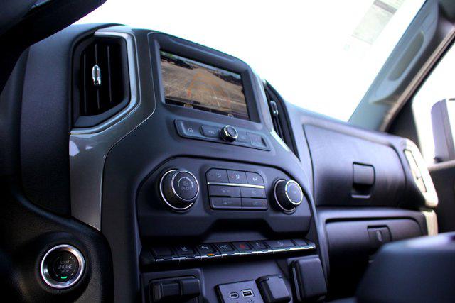 2026 Chevrolet Silverado 2500HD Crew Cab, Long Bed, Custom, 4WD