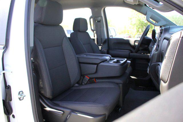 2026 Chevrolet Silverado 2500HD Crew Cab, Long Bed, Custom, 4WD