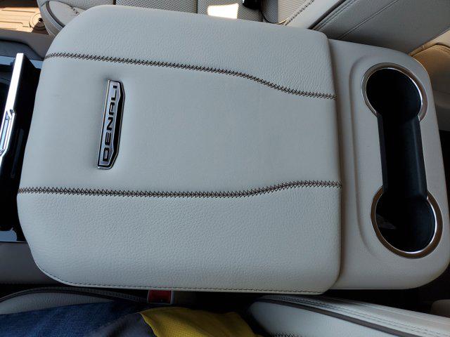 2026 GMC Yukon XL 4WD Denali