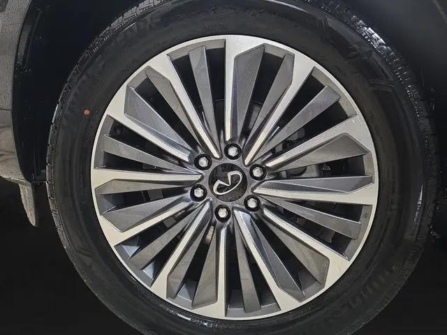 2026 INFINITI QX80 LUXE AWD