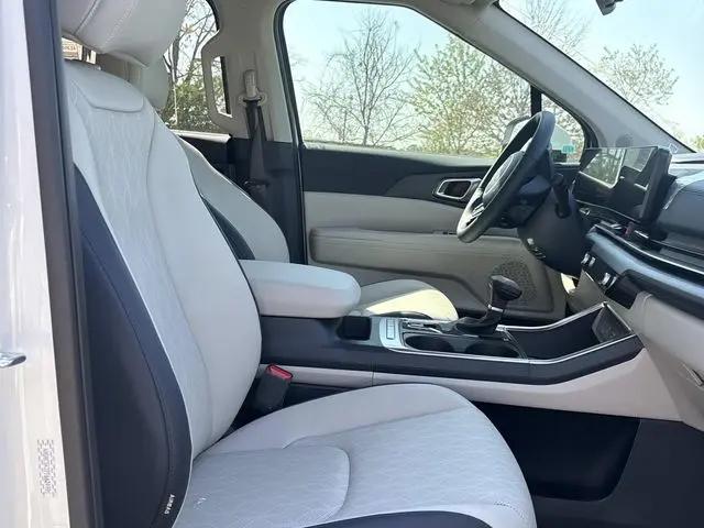 2026 Kia Carnival MPV EX