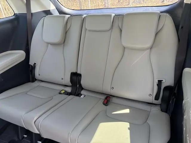 2026 Kia Carnival MPV EX