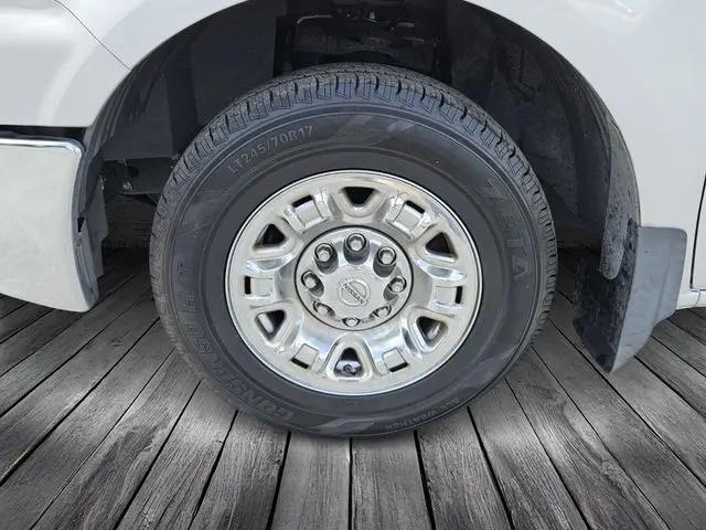 2019 Nissan 3500 SL V8