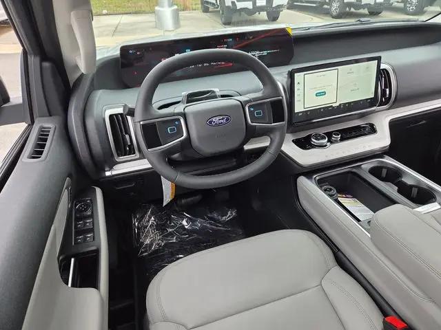 2026 Ford Expedition Max Active MAX