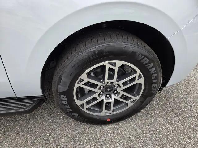 2026 Ford Expedition Max Active MAX