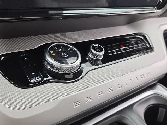 2026 Ford Expedition Max Active MAX
