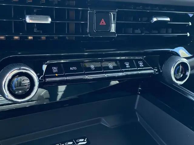 2026 Chevrolet Suburban Premier, RWD