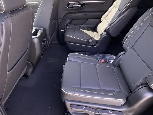 2026 Chevrolet Suburban Premier, RWD
