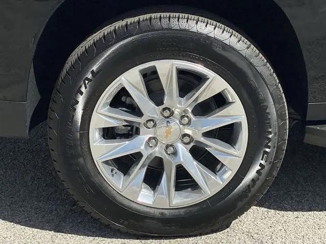 2026 Chevrolet Suburban Premier, RWD