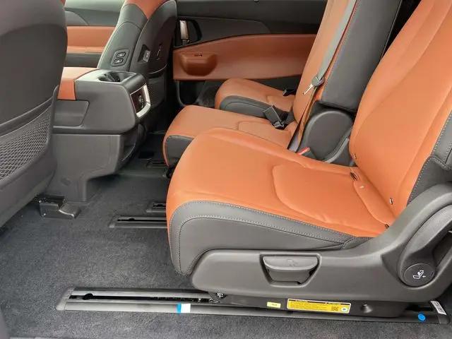 2026 Kia Carnival MPV EX