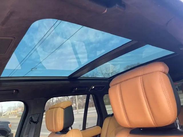 2021 Land Rover Range Rover Autobiography