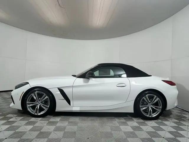 2026 BMW Z4 sDrive30i