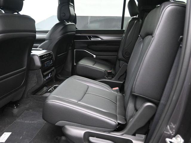 2026 Jeep Grand Wagoneer Upland 4x4