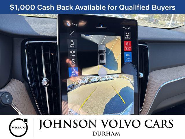 2026 Volvo XC60 B5 Plus