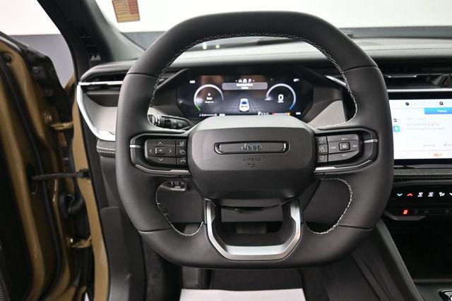 2026 Jeep Cherokee Laredo 4x4