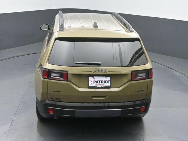2026 Jeep Cherokee Laredo 4x4