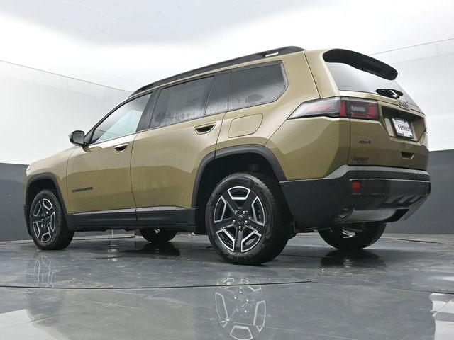 2026 Jeep Cherokee Laredo 4x4