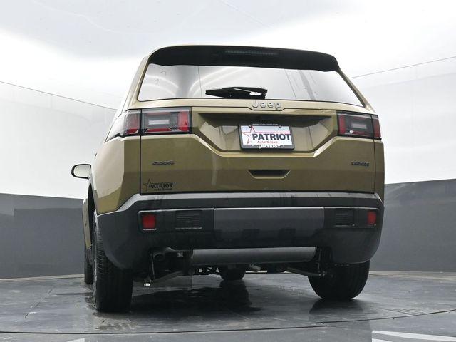 2026 Jeep Cherokee Laredo 4x4