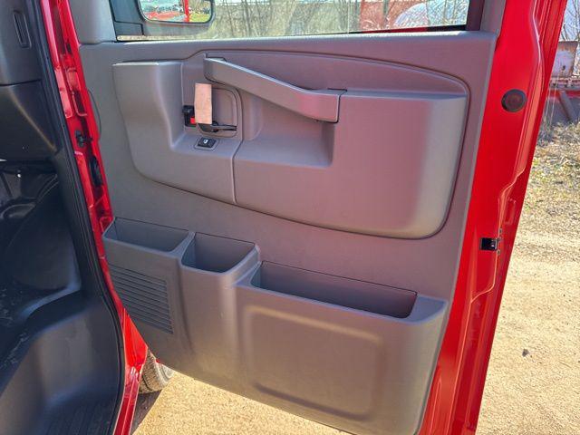 2026 GMC Savana Cargo 3500 Regular Wheelbase, Work Van, RWD