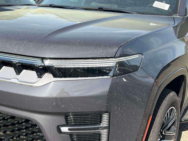 2026 Jeep Grand Wagoneer 4x4