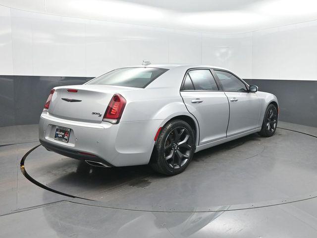 2021 Chrysler 300 300S